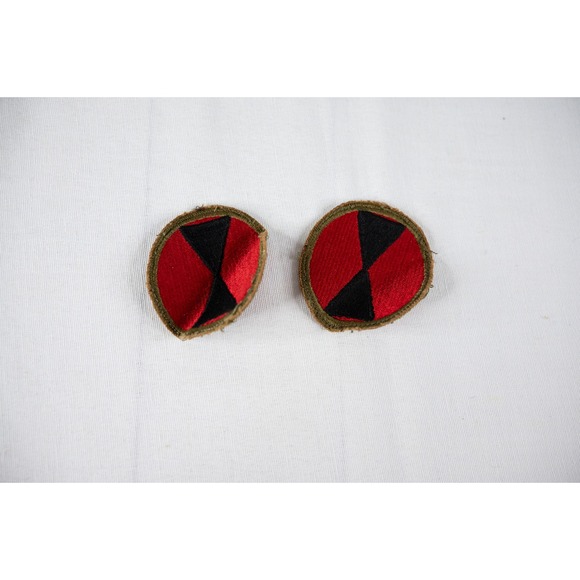Unbranded Other - US Army 7th Infantry Division Hourglass Patch Set Red Black Military Patches